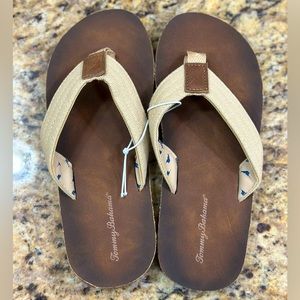Tommy Bahama Kids Tan and Brown Flip Flop Sandals. Size 3/4 X-Large.